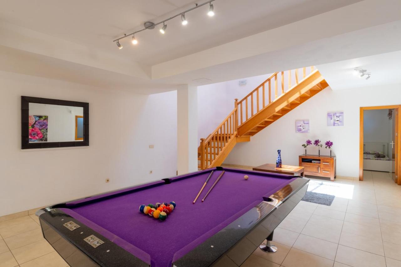 Casa Laura Vista Lobos Spacious With Pool And Sea Views Villa *