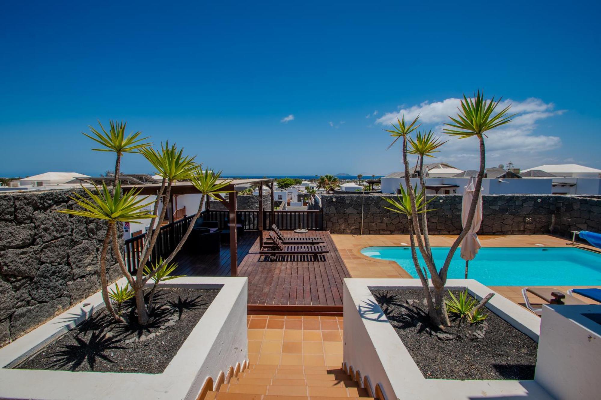 Casa Laura Vista Lobos Spacious With Pool And Sea Views Villa
